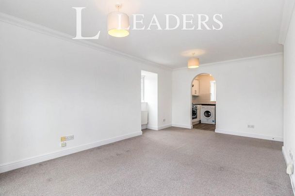 2 bedroom apartment to rent Worcester Court, 5 Worcester Road, Sutton, SM2 - Photo 1