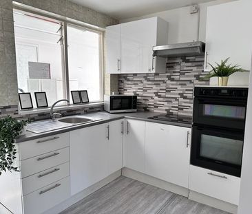 Room in a Shared House, Ashford Road, NW2 - Photo 4