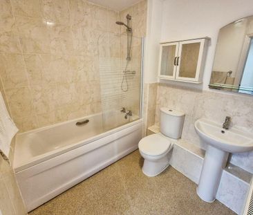 2 bedroom apartment to rent - Photo 6