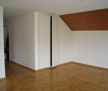 Helle Dachwohnung mit Balkon - Photo 6