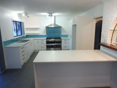 Looking for a rural lifestyle yet with all the convenience of living so close to Hamilton city? - Photo 3