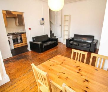 3 bedroom terraced house to rent - Photo 2