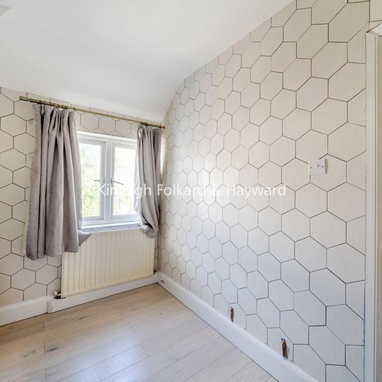 Coteford Street, London SW17 - Photo 1