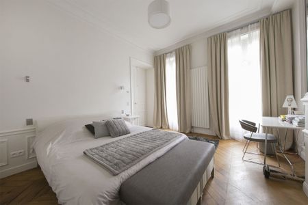 Tout savoir sur cet appartement dans le quartier Invalides, à Paris 7ème - Photo 4