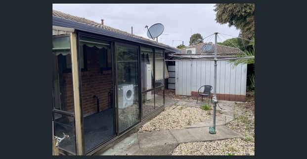 MOVE-IN READY! - Photo 1