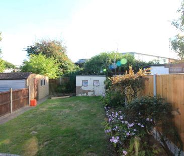 2 bedroom bungalow to rent - Photo 3