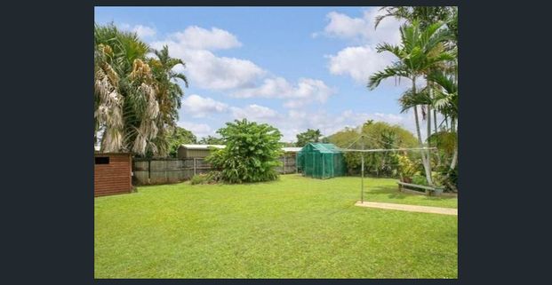 Well-Presented 3-Bedroom Residence in Bayview Heights - Photo 1