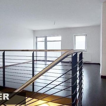 Helle 2 Raum Maisonettwohnung mit EBK und Stellplatz ab 01.01.2025 - Photo 1