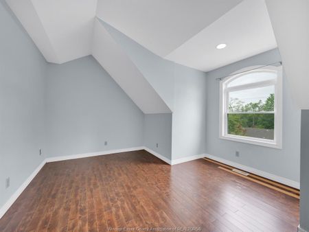 For Lease - 2929 Donnelly, Windsor, Ontario - Photo 4