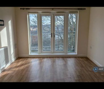 2 bedroom flat to rent - Photo 1