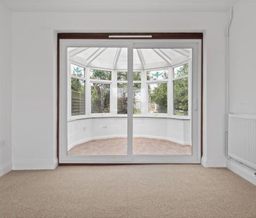 3 bedroom detached house to rent - Photo 5