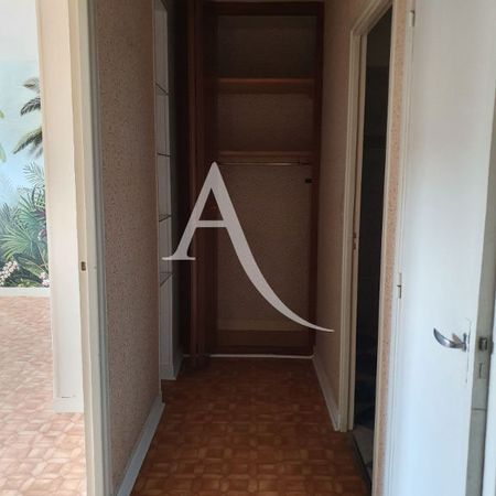 Location Appartement 2 pièces 44m² - Photo 3