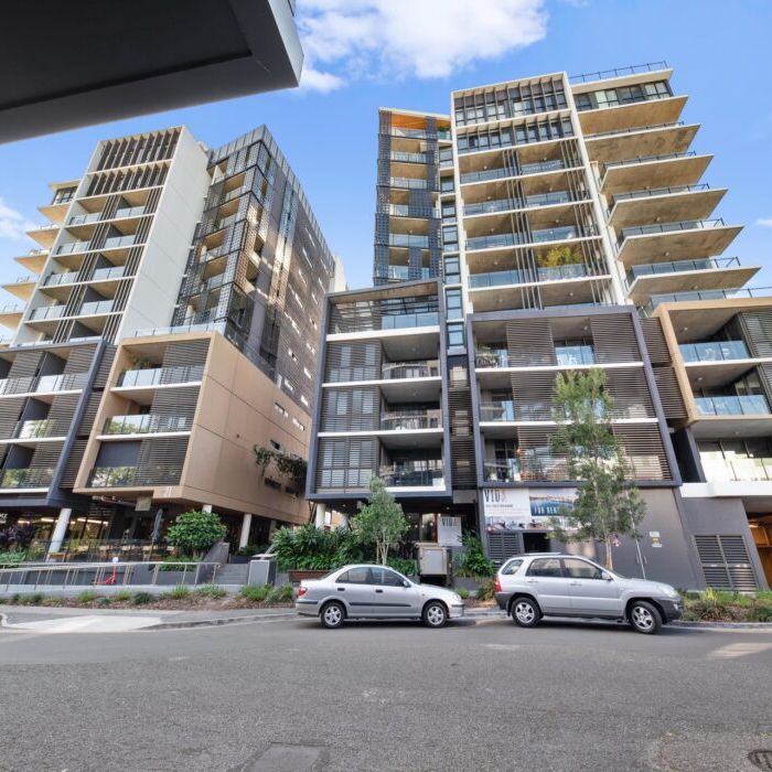 Modern and spacious One bedroom apartment - Photo 1