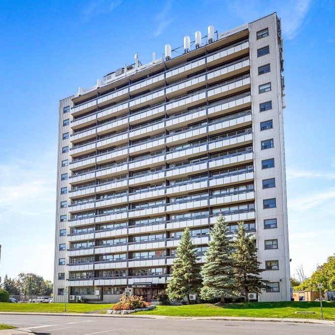 Greenview Apartments - Photo 1