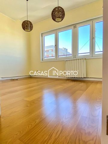 4 bedroom luxury Flat for rent in Matosinhos, Distrito do Porto - Photo 2