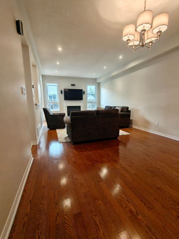 For Lease - 116 Silverwood Circle, Ajax, Ontario - Photo 5
