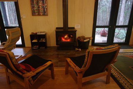 A Spacious, Light-Filled Sanctuary on 5 Acres of Bushland - Photo 5