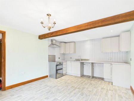 3 bedroom apartment to rent - Photo 5