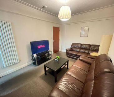 5 bedroom terraced house to rent - Photo 3