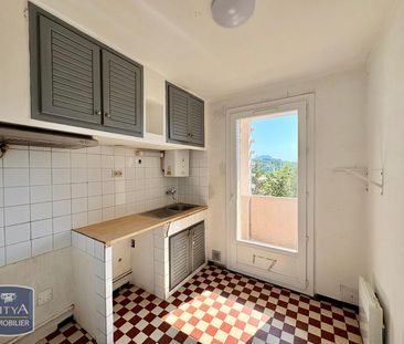 Location Appartement 3 pièces 66m² AIX EN PROVENCE 90ème - Photo 3