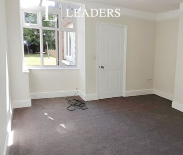 2 bedroom house to rent Ryhall Road, Stamford, PE9 - Photo 3