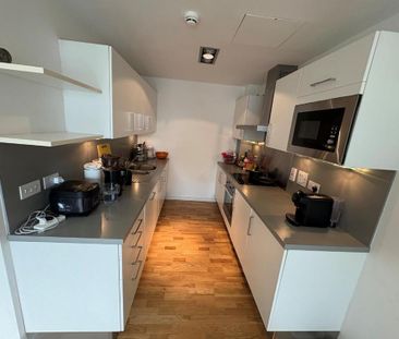 2 bedroom apartment to rent - Photo 2