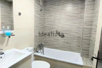 Alquiler de piso en Calle Pintor Zuloaga, 27