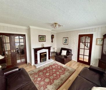 4 Lynne Road, Bangor, BT19 1NT - Photo 1