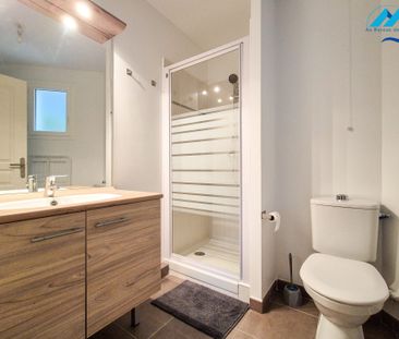 Location Appartement 2 pièces 51m² MARSEILLE 8ème - Photo 6