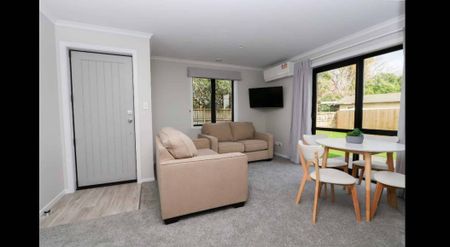 Studio Apartment close to town and hospital. - Photo 2