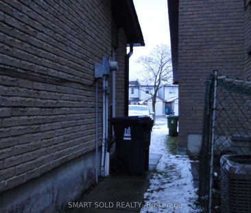 54 Muirlands Drive #Basement - Photo 5