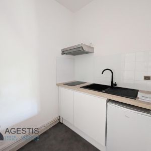 Location Appartement 2 pièces 29m² CASTRES 81100 - Photo 2