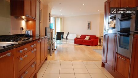 Fantastic 2 Bed Apartment with Balconies in Howth, Dublin - Photo 4