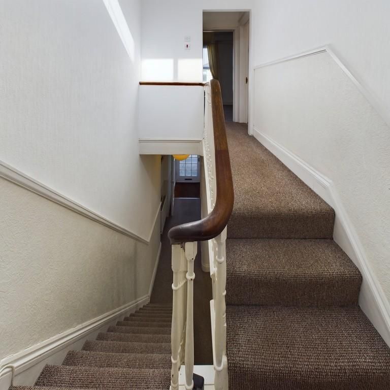 4 bedroom terraced house to rent - Photo 1