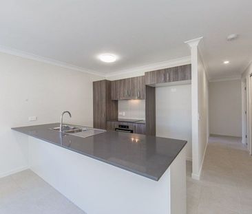 Modern Home in Quiet Location! - Photo 4