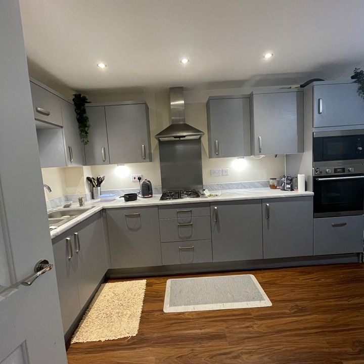 Room in a Shared House, Rook Close, SK16 - Photo 1