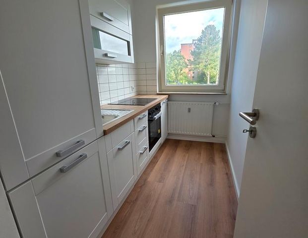 Sanierte 2-Zimmer Wohnung in zentraler Lage im Hehlentor - Photo 1