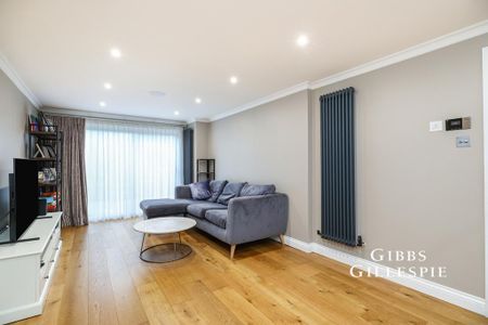 3 bedroom terraced house to rent - Photo 2
