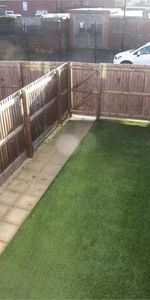 2 bedroom terraced house to rent - Photo 4