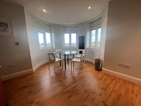 Clarence Street, Staines - 2 bedrooms Property for lettings - Seymours - Photo 3