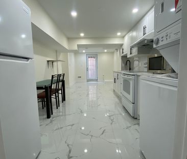 For Lease - 49 Massey Street, Brampton, Ontario - Photo 4