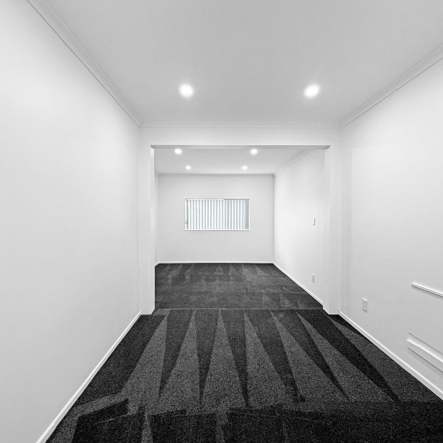 Spacious Unit in Ellerslie - Photo 1