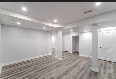 For Lease - 14 Fann Drive Unit# Bsmt, Brampton, Ontario - Photo 2