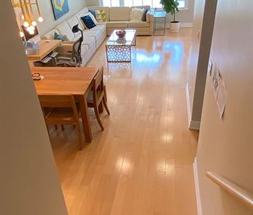 For Lease - 186 upper canada Drive Unit# main, Toronto, Ontario - Photo 1