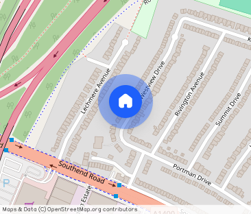 Westview Drive, Woodford green - Photo 1