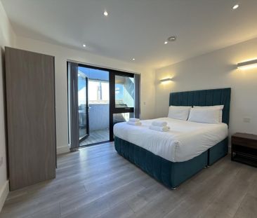 3 bedroom flat to rent - Photo 5