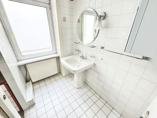 AMALIENSTRASSE | 2 ZIMMER | OPTIMALE RAUMAUFTEILUNG | TOPLAGE IN U-BAHN-NÄHE - Photo 1
