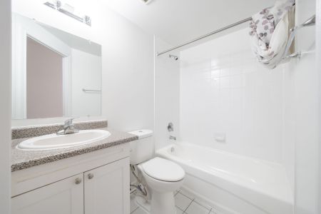 For Lease - 1407 Dupont Street Unit# 304, Toronto, Ontario - Photo 2