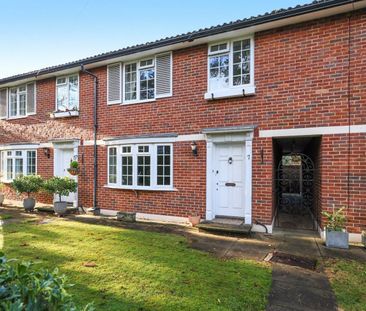 St. Georges Road, Weybridge, Surrey, KT13 - Photo 2