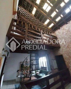 Casa com 4 quartos e 320m² para alugar em Jardim do Mar, São Bernardo do Campo. - Photo 1